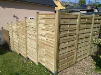 Pose d'une palisssade