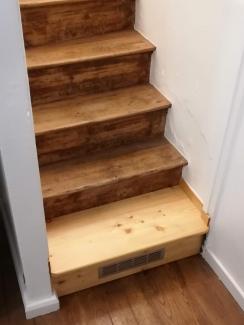 Nouvelle marche en mélèze huilé