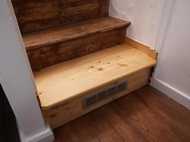 Nouvelle marche en mélèze huilé