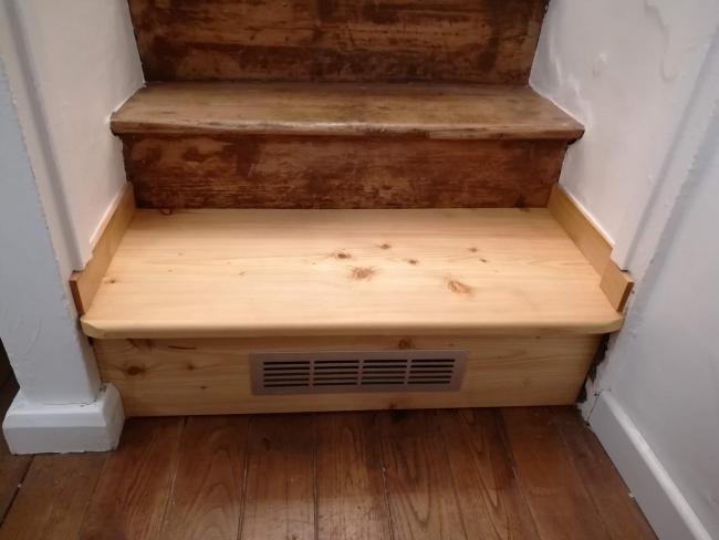 Nouvelle marche en mélèze huilé