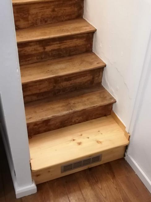 Nouvelle marche en mélèze huilé