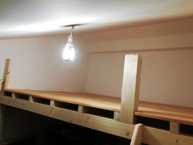 Pose du plancher en pin massif